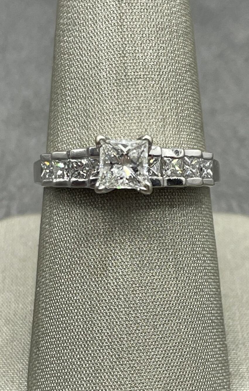 14K White Gold Princess Cut Diamond Ring (16743)